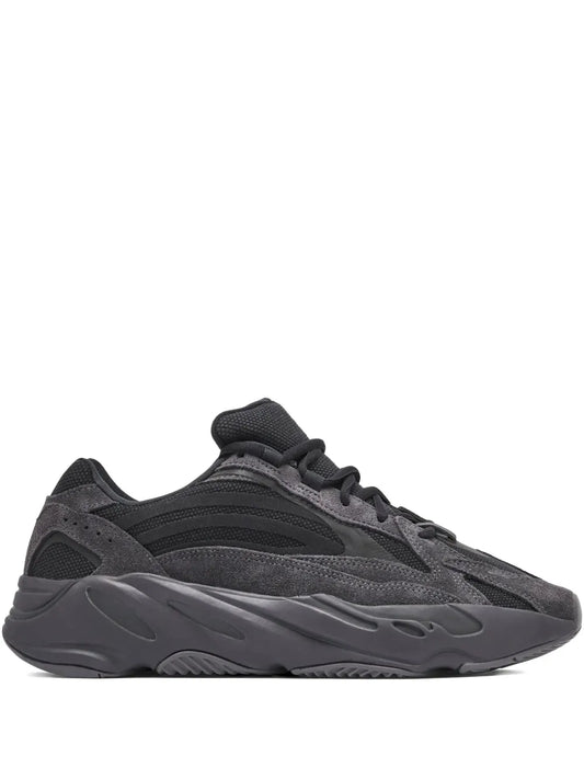 adidas Yeezy Boost 700 V2 Vanta Sneakers