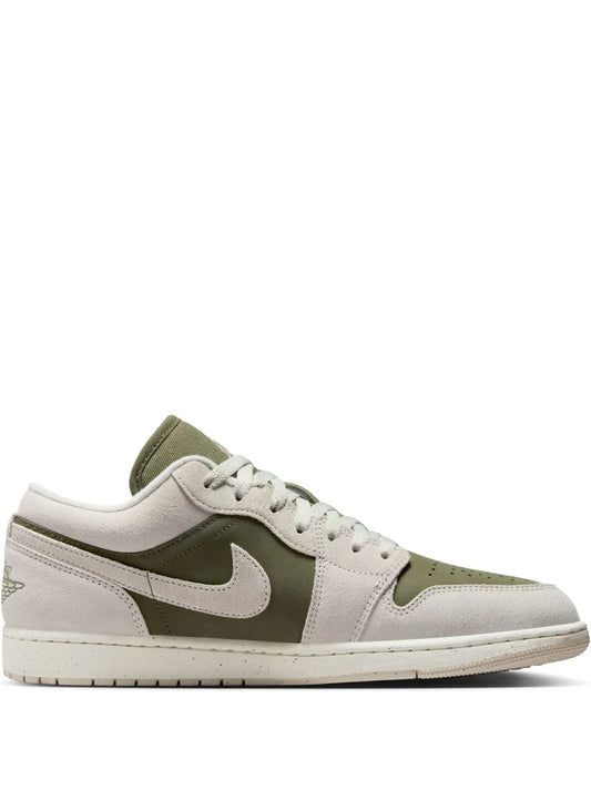 Air Jordan 1 Low Se Sneakers